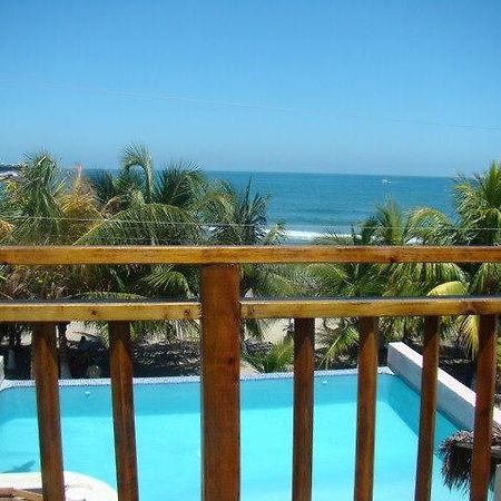 Hotel Y Restaurante Cesar Mariscos Tela Room photo